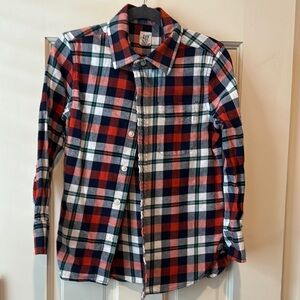 GAP Plaid Button-Up Shirt